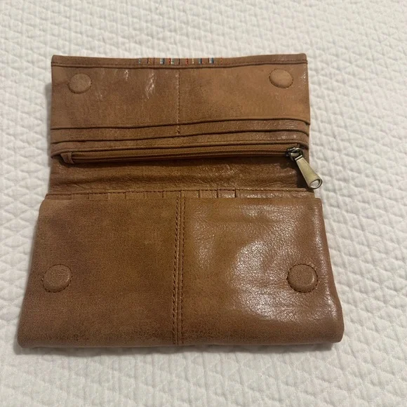 HOBO Keen Continental Wallet, Whiskey